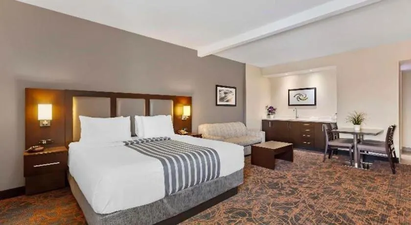 Best Western Plus Executive Inn Торонто