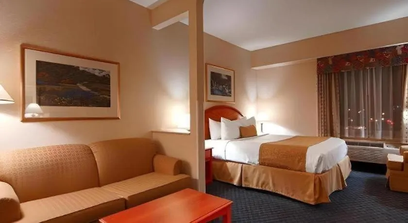 Отель Best Western Plus Executive Inn Торонто