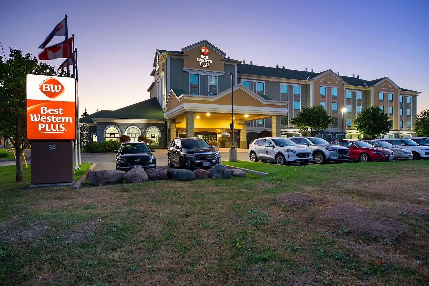 Best Western Plus Executive Inn Toronto