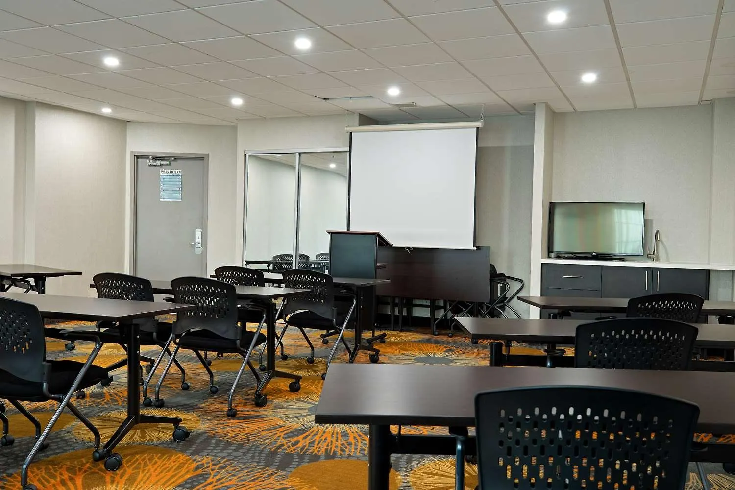 Best Western Plus Executive Inn Toronto Hotel