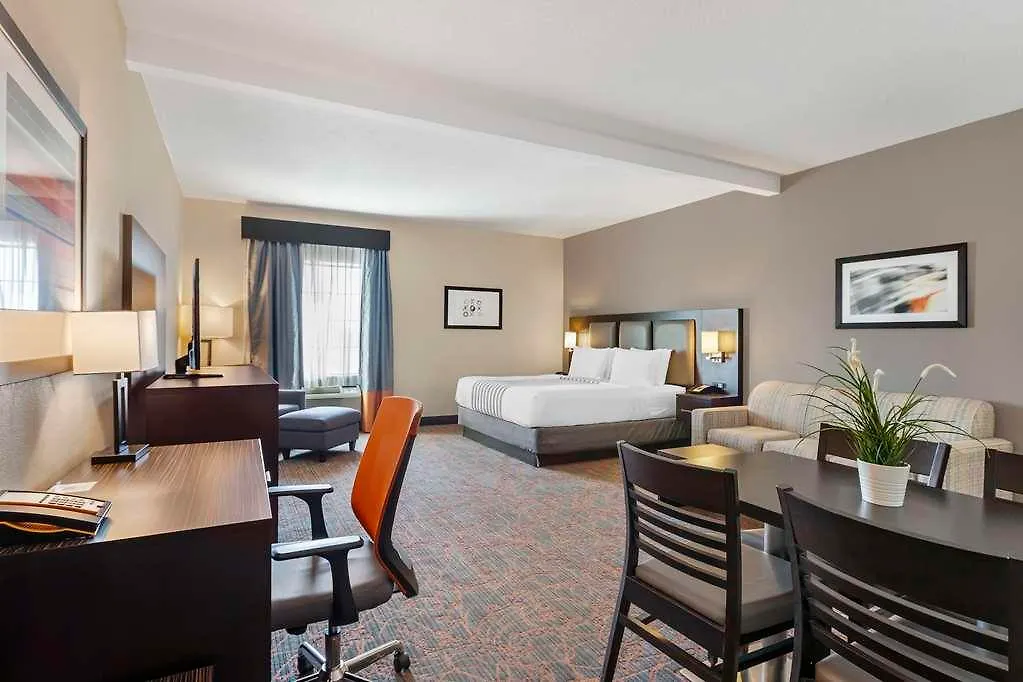 Best Western Plus Executive Inn Toronto