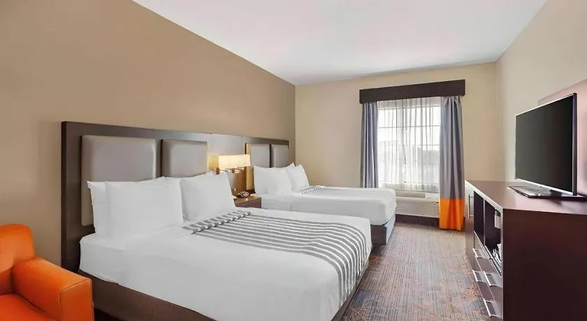 Best Western Plus Executive Inn Toronto 3*,