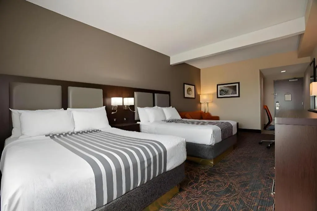 Best Western Plus Executive Inn Toronto Otel