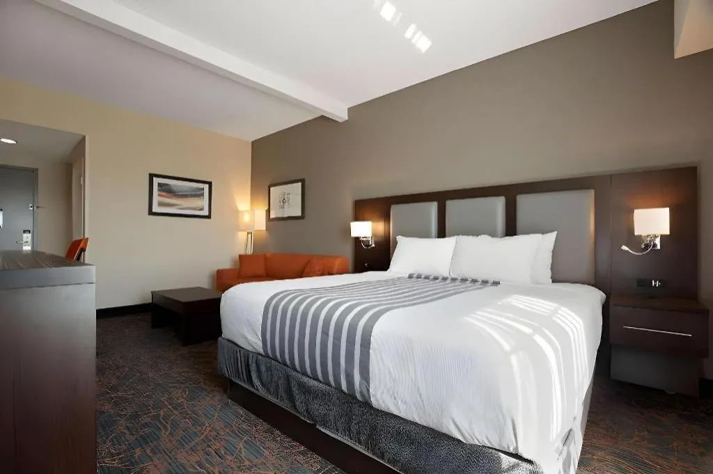 Best Western Plus Executive Inn Toronto