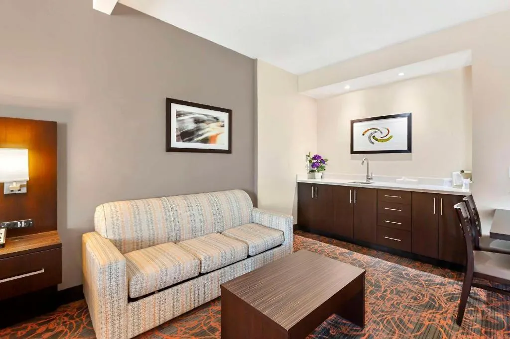 Best Western Plus Executive Inn Toronto
