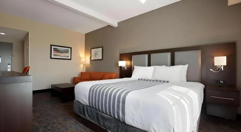 Best Western Plus Executive Inn Toronto 3*,