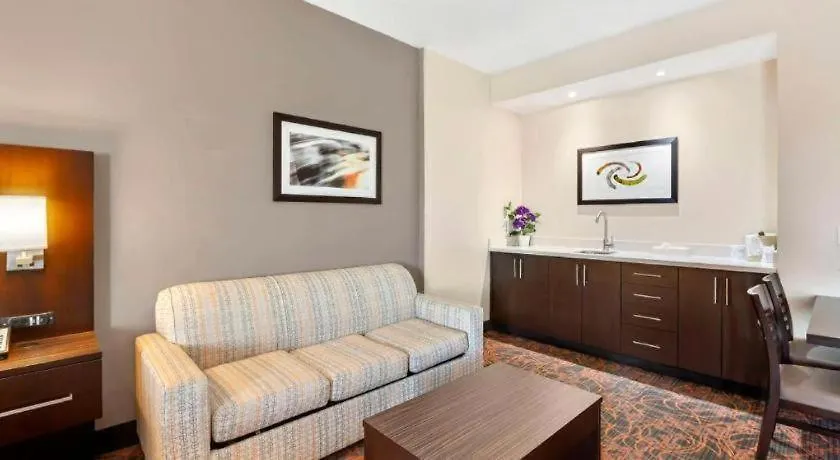 Best Western Plus Executive Inn Toronto Otel