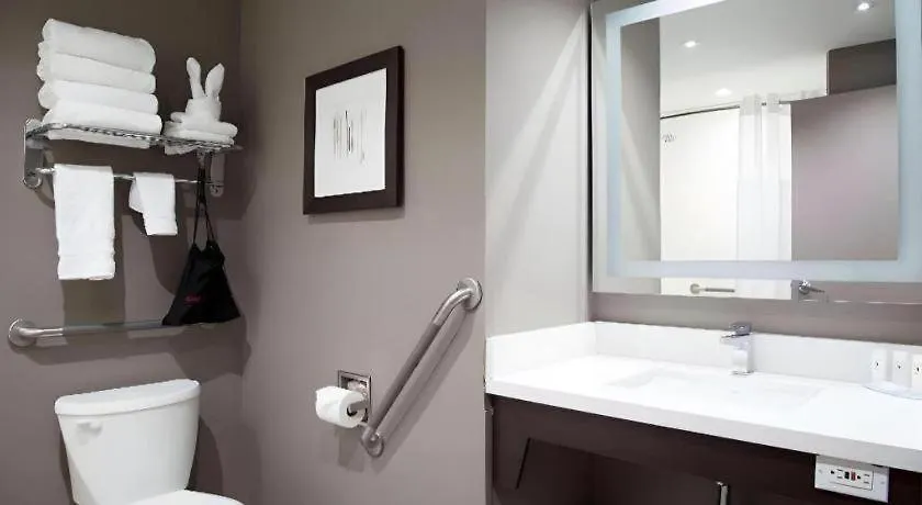 Best Western Plus Executive Inn Toronto