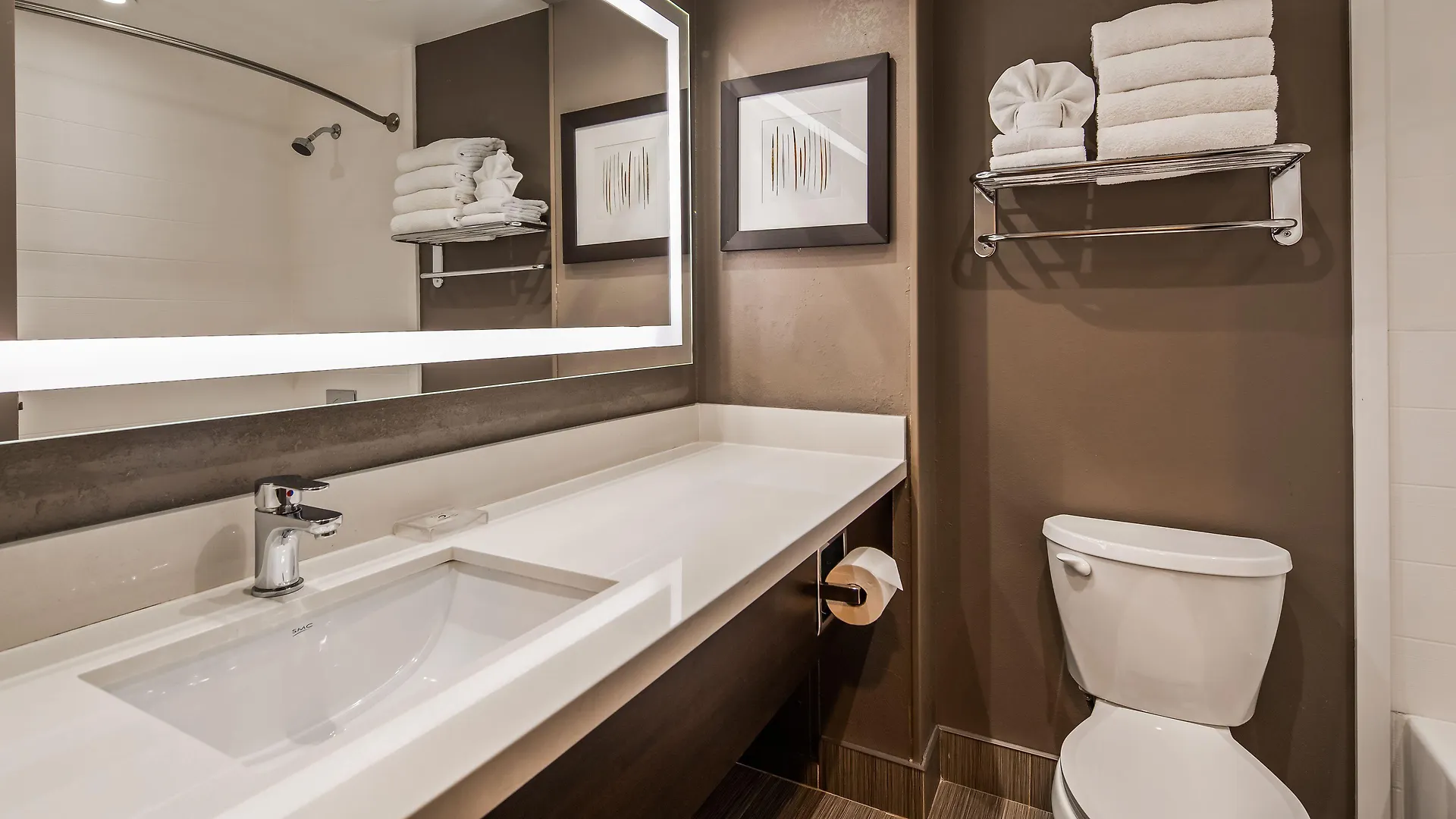 Best Western Plus Executive Inn Toronto